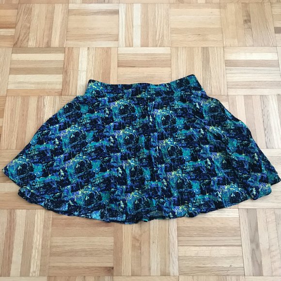 Forever 21 short skirt - S - Picture 3 of 7